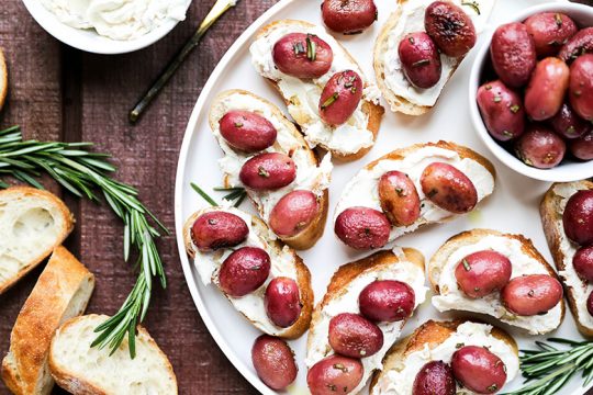 Roasted Grape and Goat Cheese Crostini – Floating Kitchen