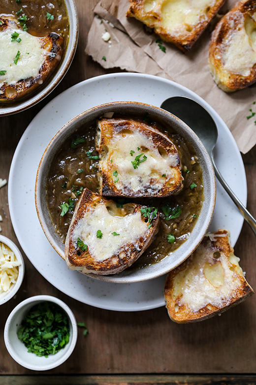 Three-Onion French Onion Soup | www.floatingkitchen.net